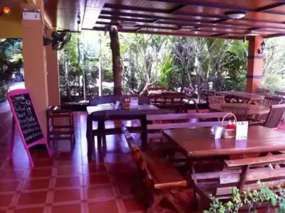 Ampan Resort & Apartment - 5