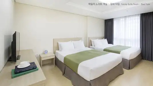 Crown Harbor Busan - 38