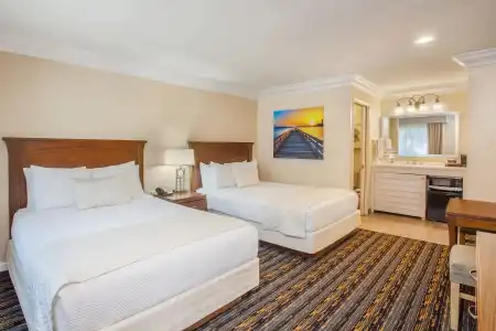 Days Inn by Wyndham San Diego Circle - 32