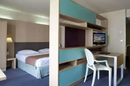Best Western Premier Hôtel de la Paix - 51