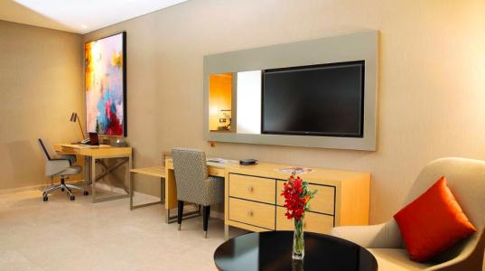 Grand Cosmopolitan - 37