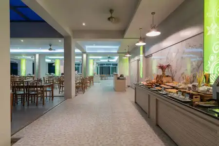 The Briza Beach Resort Khaolak - 21