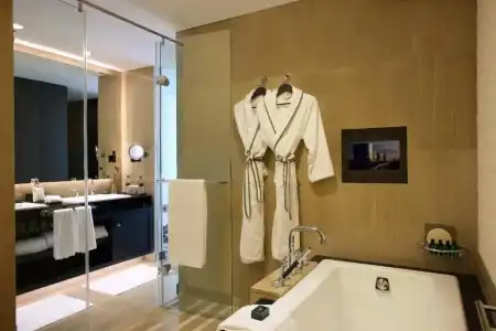 Sofitel Abu Dhabi Corniche - 47