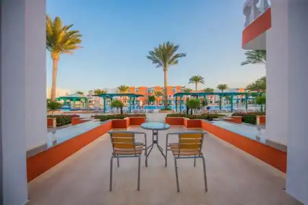 Sunrise Garden Beach Resort - 54