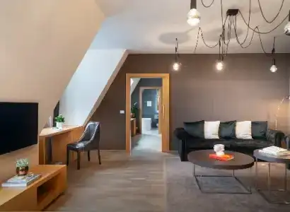 Innside by Meliá Prague Old Town - 91