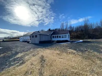 Dalshöfdi Guesthouse - 0