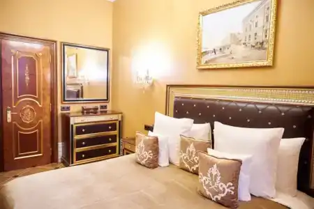 Бутик Дворец Трезини - 135