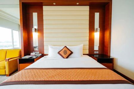 Royal Halong - 47