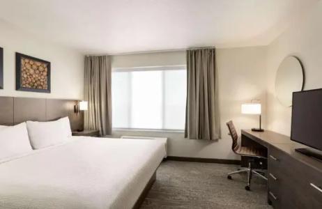 Days Inn & Suites by Wyndham Bozeman - 25