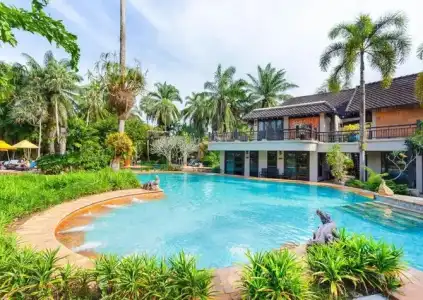 The Hotspring Beach Resort & Spa - 45