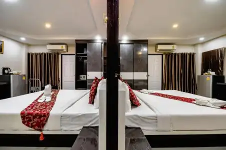 Gold Airport Suites - 62