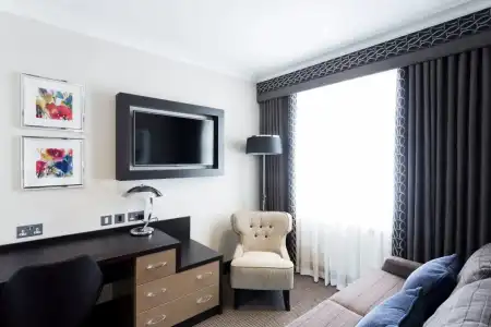 The Westbourne Hyde Park - 17