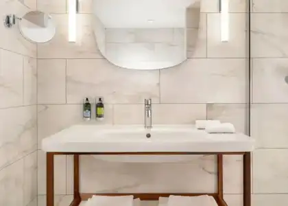 Le Meridien - 52