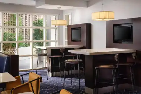 Courtyard by Marriott Los Angeles Century City/Beverly Hills - 18