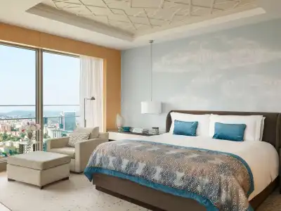 Raffles - 30