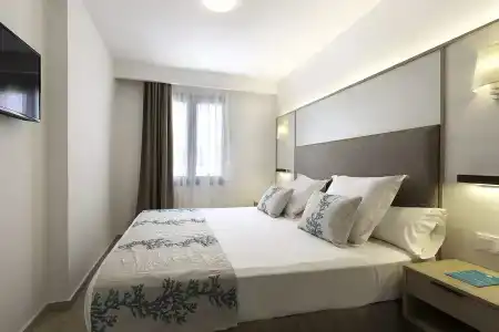 Alua Suites Las Rocas - 33