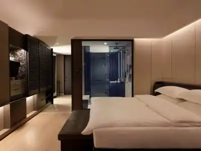 Equinox New York - 35