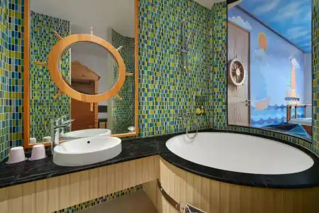 Four Points by Sheraton Phuket Patong Beach Resort - 93