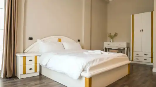 Majestic Apartment - 24