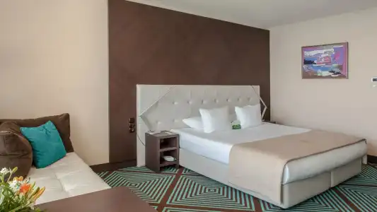 International Casino & Tower Suites - 60