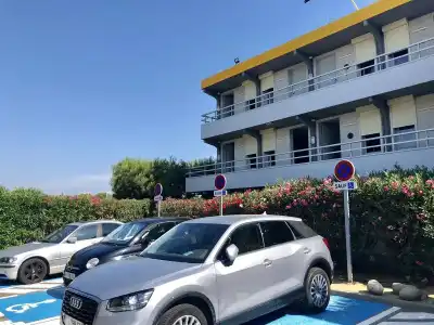 Premiere Classe Perpignan Sud - 8