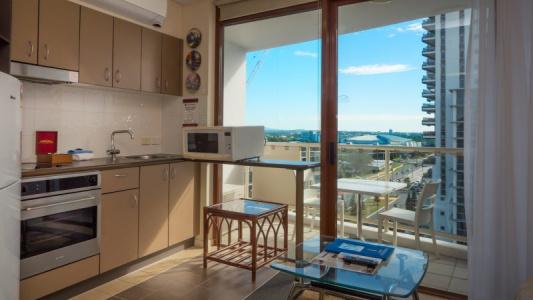 Broadbeach Savannah & Resort - 79
