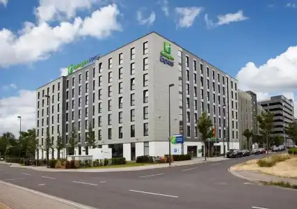 Holiday Inn Express Düsseldorf Airport by IHG - 0