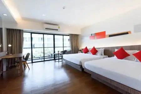 J Pattaya - 7