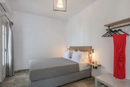 Michalis Studios - 24