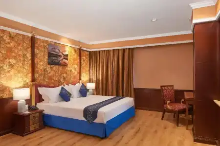 Floral Dolphin Circle Pattaya - 67