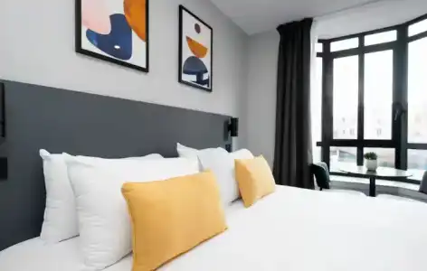 Staycity Aparthotels, Paris Gare De l'Est - 65