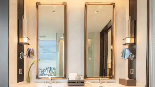 Eastin Grand Phayathai - 48