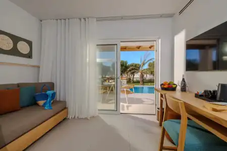 Oasis Beach Adults Only - 80