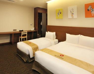 Skypark Myeongdong II - 53