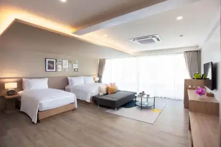 Anona Beachfront Phuket Resort - 61