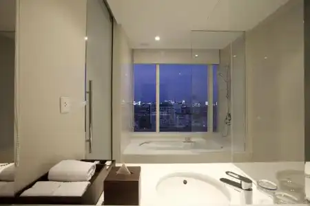 Centara Watergate Pavilion Bangkok - 73