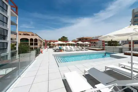 Kyrat Amarac Suites - 23