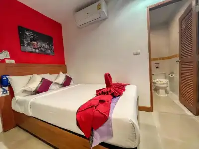 PJ Patong Resortel - 53