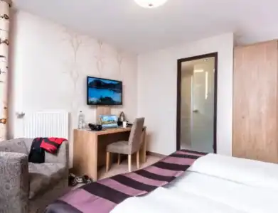 Best Western Plus - 37