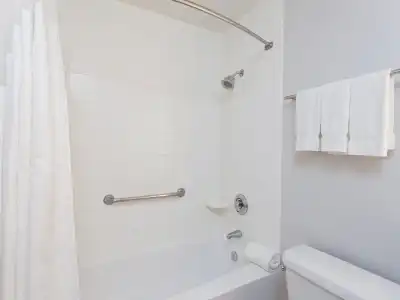 Holiday Inn Los Angeles - LAX Airport by IHG - 44