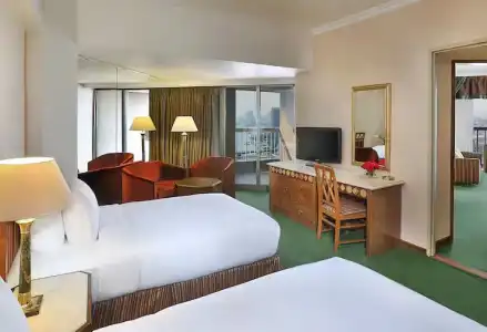Ramses Hilton - 78