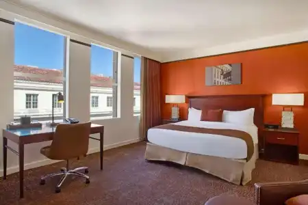 The Emily Morgan San Antonio - a DoubleTree by Hilton - 52