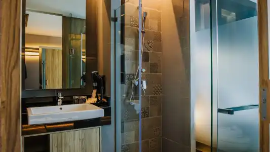 Rak Elegant Patong - 50