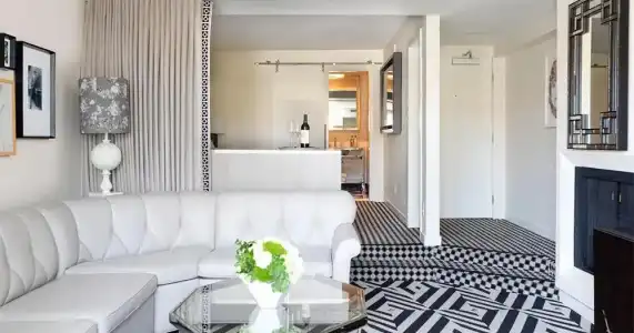 Chamberlain West Hollywood - 33