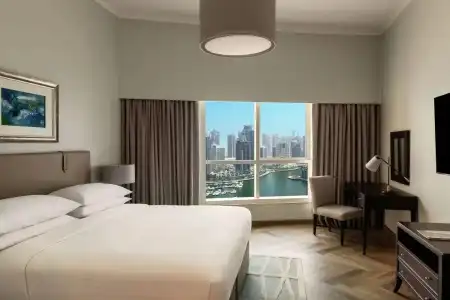 Dubai Marriott Harbour & Suites - 36