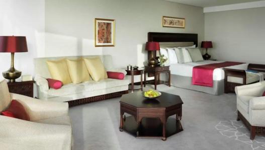 Bab Al Qasr - 67