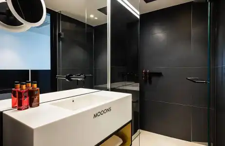 MOOONS - 58