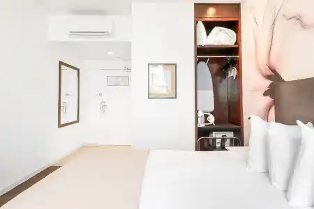 The O, Trademark Collection by Wyndham - 36