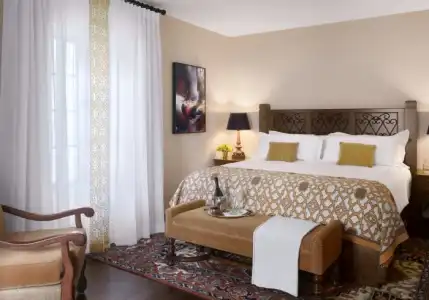 Plaza La Reina - 29