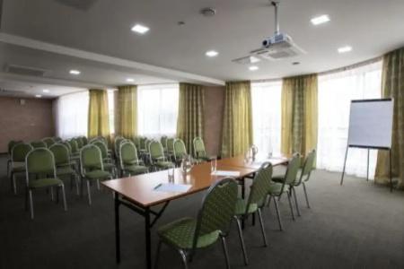 Green Hall - 14